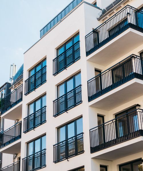 Nettoyage d’immeubles et copropriétés avec Net Service Nettoyage